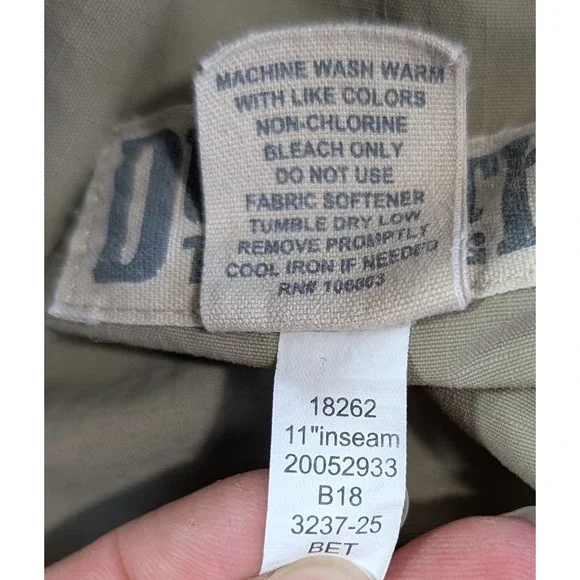 DULUTH TRADING Mens Cargo Shorts Sz 42 Armachillo Cooling TAN Ripstop Work 11" - Picture 9 of 9